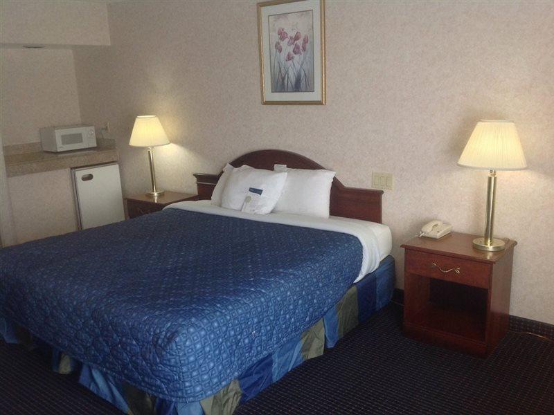 Motel 6-Philadelphia, Pa - Northeast Екстериор снимка